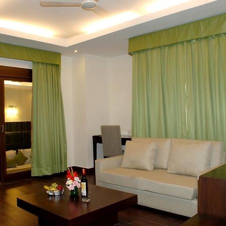 Jht Hotels New Delhi Exterior photo