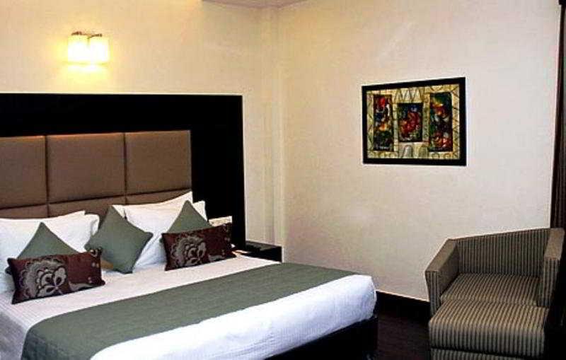 Jht Hotels New Delhi Exterior photo