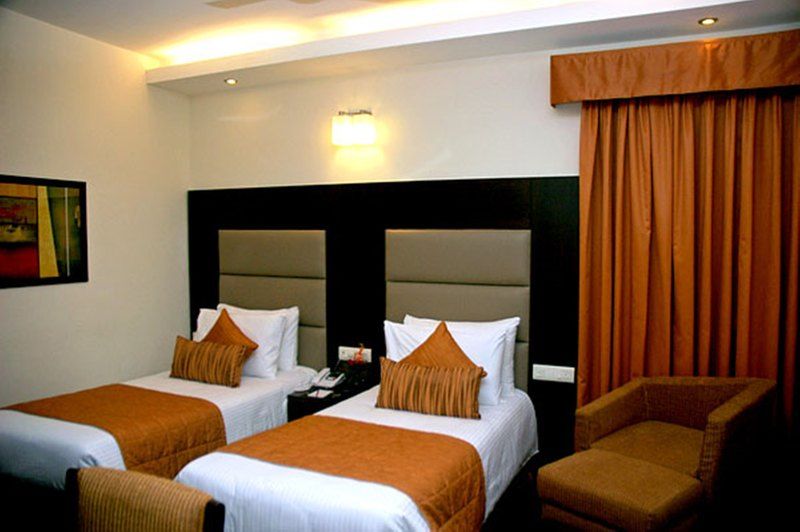 Jht Hotels New Delhi Exterior photo